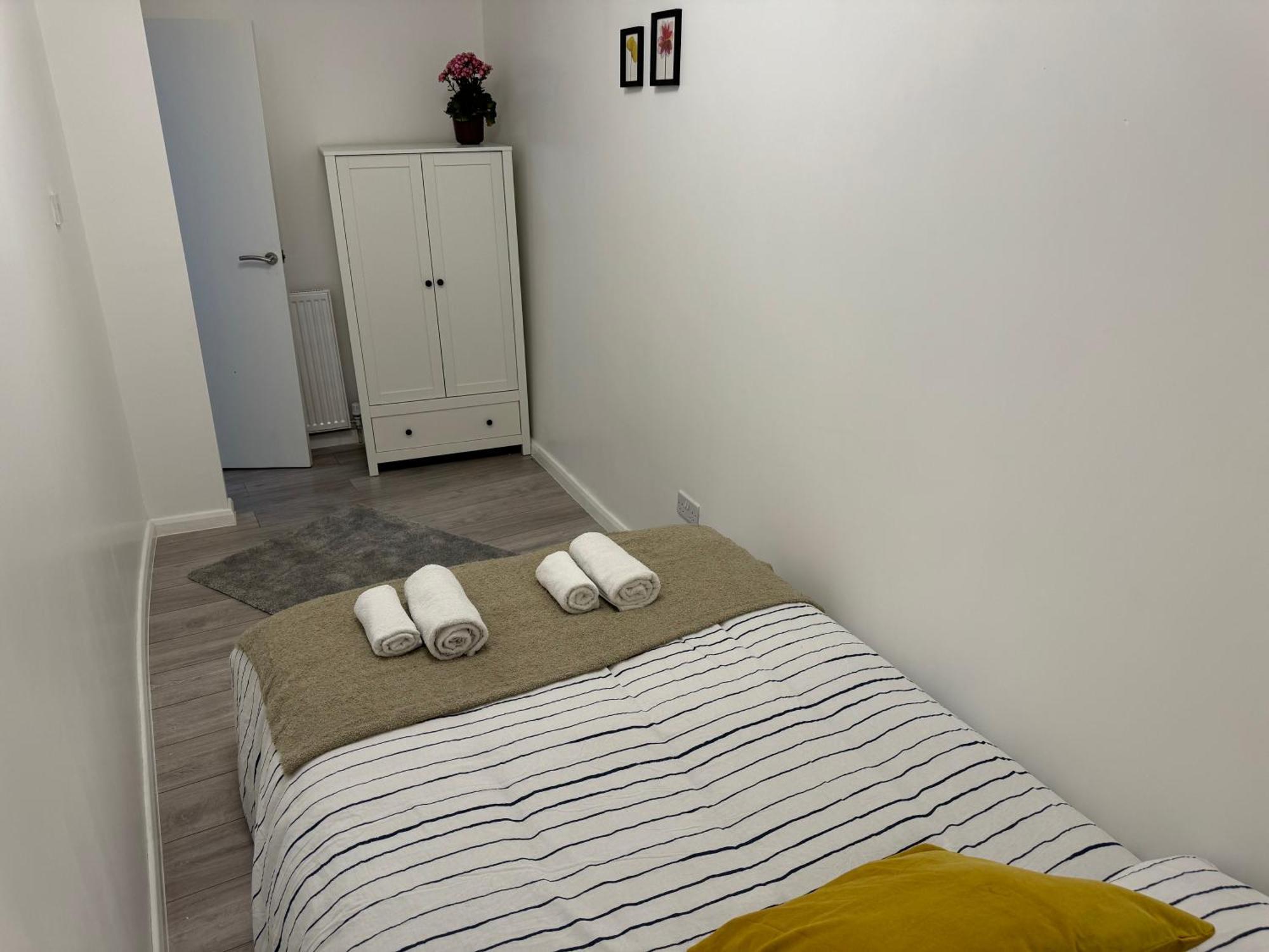 Ferienwohnung Seven Sisters Hideaway London Exterior foto